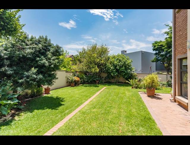 4 BEDROOM HOUSE FOR SALE IN MIDLANDS ESTATE